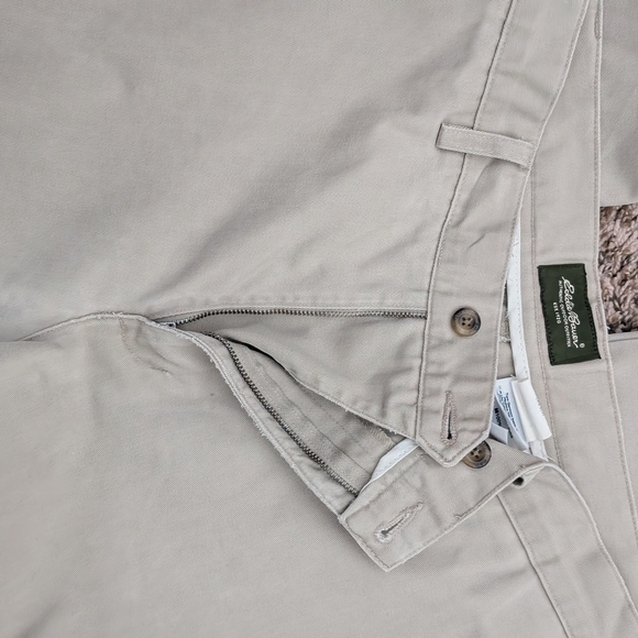 Eddie Bauer Khakis 33 - Picture 2 of 6